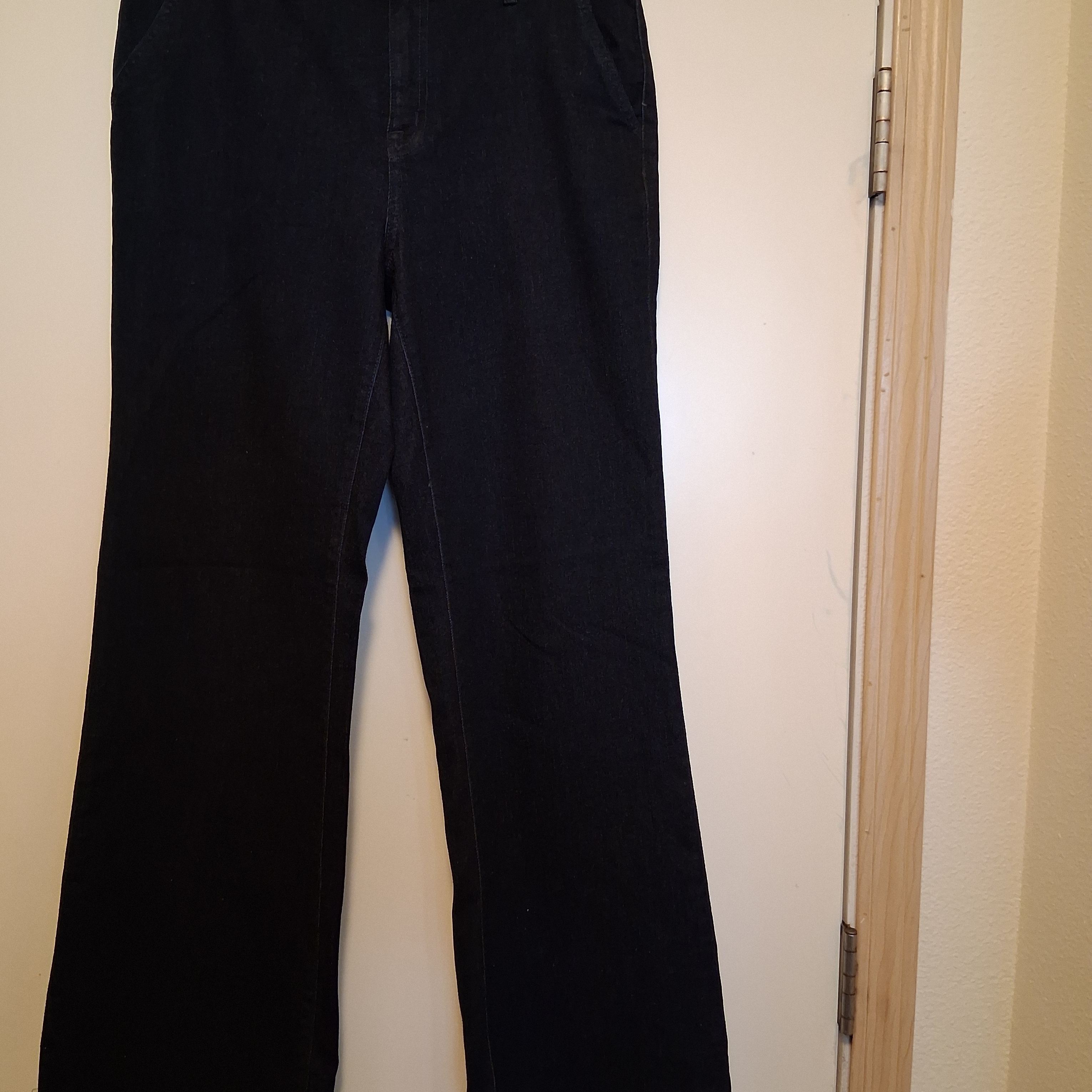 A New Day Wide Leg Jeans Women’s Size 12/31 Dark Wash Blue Denim Jeans